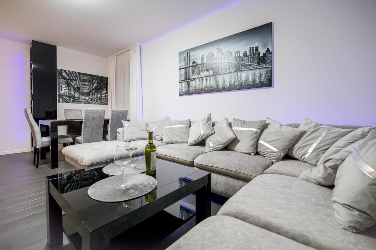 ワルシャワNowoczesny Apartament - Saska Kepaアパートメント エクステリア 写真